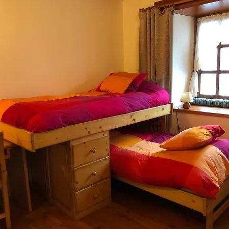 Casa De Piedra Con Encanto En El Bonito Pueblo De Bagergue Zewnętrze zdjęcie