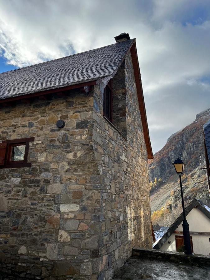 Casa De Piedra Con Encanto En El Bonito Pueblo De Holiday home